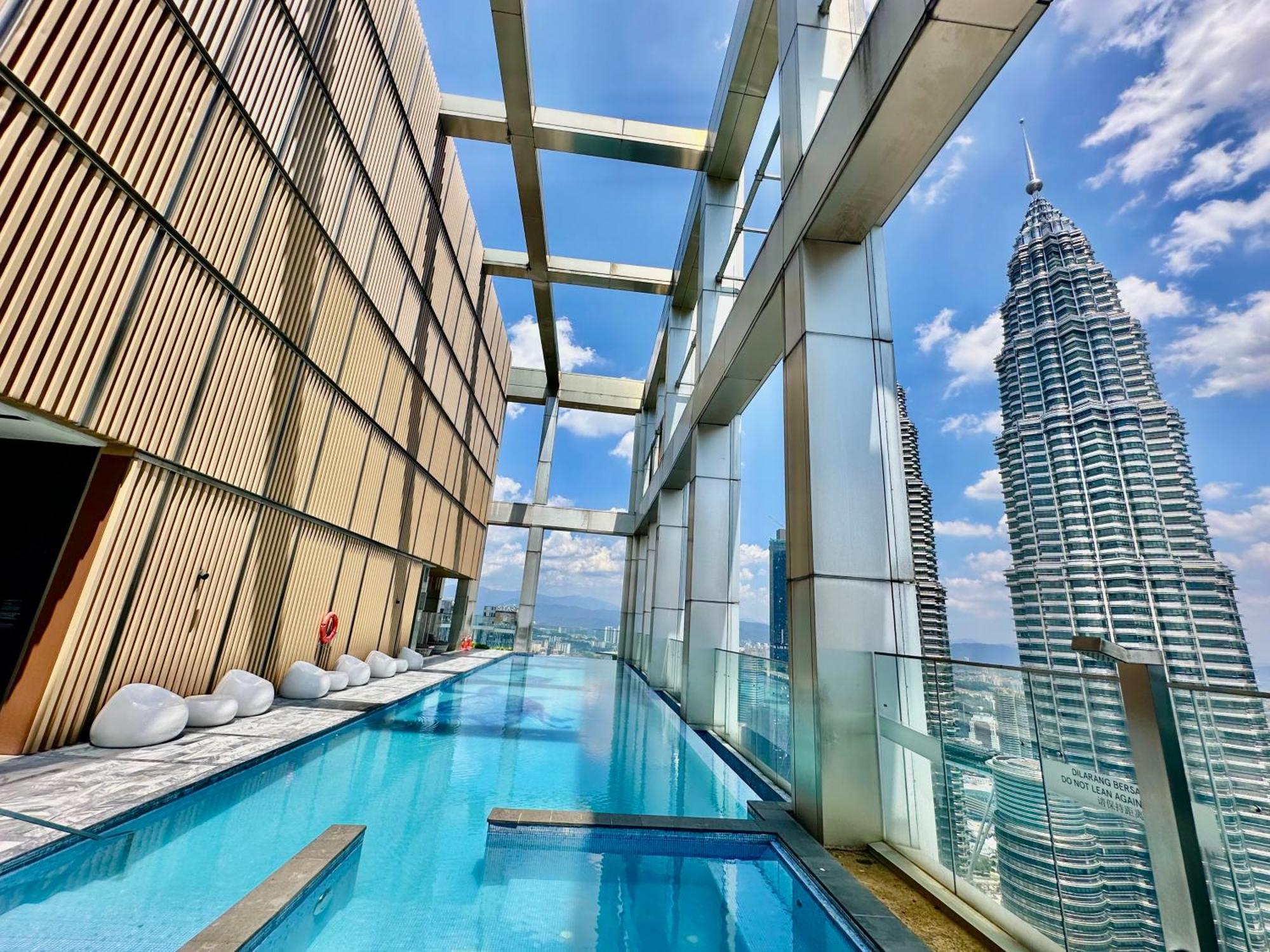 Victoria Home Tropicana The Residence Klcc Bukit Bintang Kuala Lumpur Exterior photo